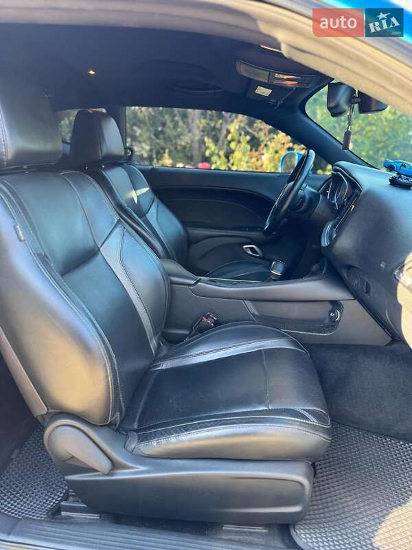 Купе Dodge Challenger 2015 в Запоріжжі фото 15 Купе Dodge Challenger 2015 в Запоріжжі