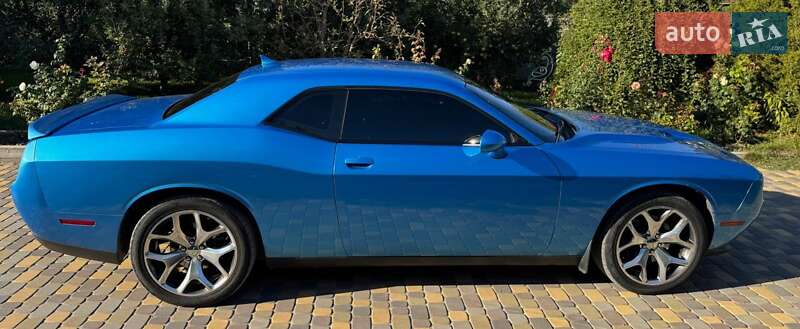 Купе Dodge Challenger 2015 в Запоріжжі фото 6 Купе Dodge Challenger 2015 в Запоріжжі