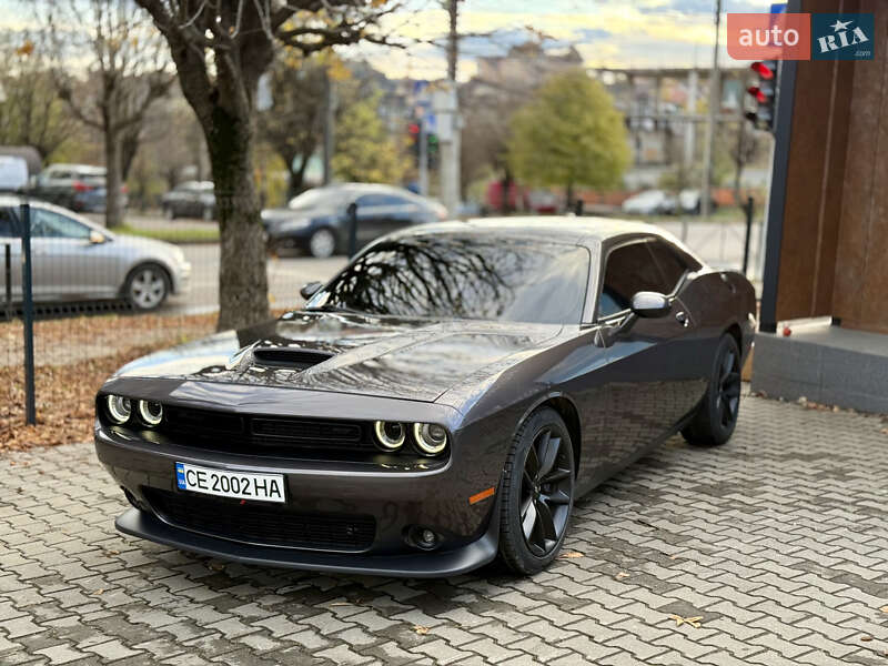 Купе Dodge Challenger 2021 в Кицмани