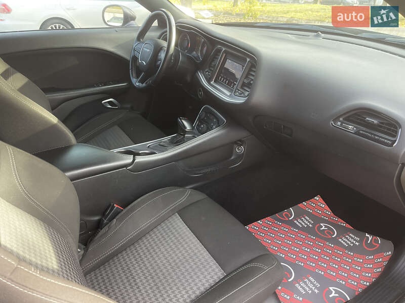 Купе Dodge Challenger 2020 в Киеве фото 23 Купе Dodge Challenger 2020 в Киеве