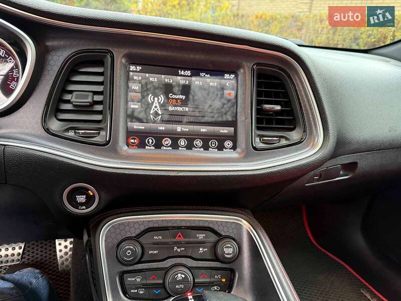 Купе Dodge Challenger 2018 в Києві