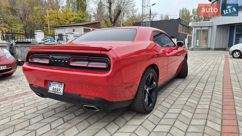 Купе Dodge Challenger 2015 в Запоріжжі