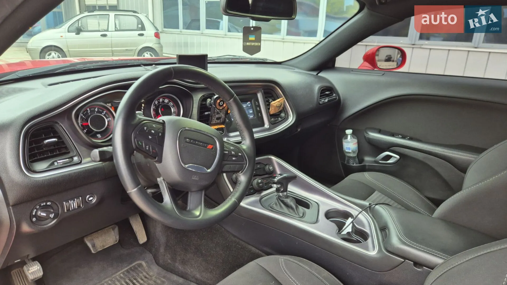 2015 Dodge Challenger - мініатюра 14