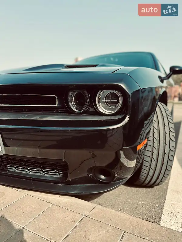 Dodge Challenger