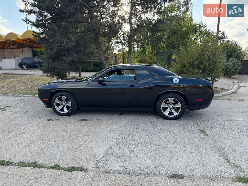 Купе Dodge Challenger 2014 в Ізмаїлі