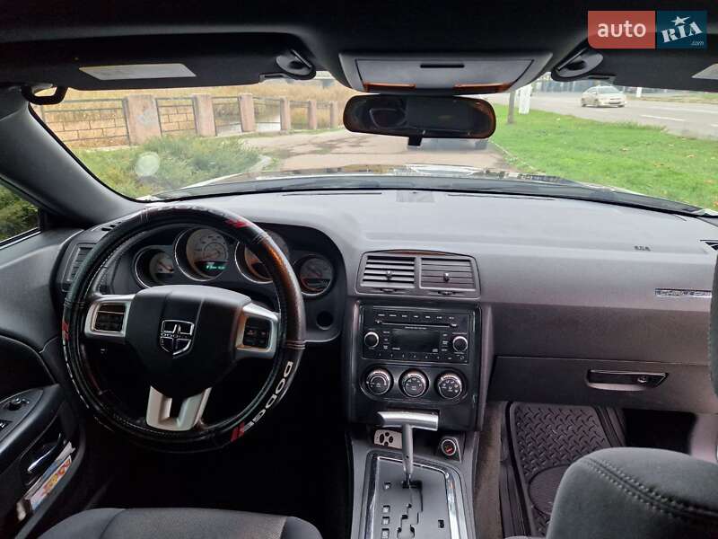 Купе Dodge Challenger 2012 в Кропивницькому фото 7 Купе Dodge Challenger 2012 в Кропивницькому