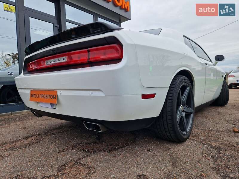 Купе Dodge Challenger 2012 в Кропивницькому фото 20 Купе Dodge Challenger 2012 в Кропивницькому