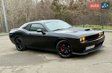 Купе Dodge Challenger 2016 в Киеве