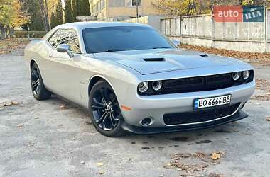 Купе Dodge Challenger 2021 в Киеве