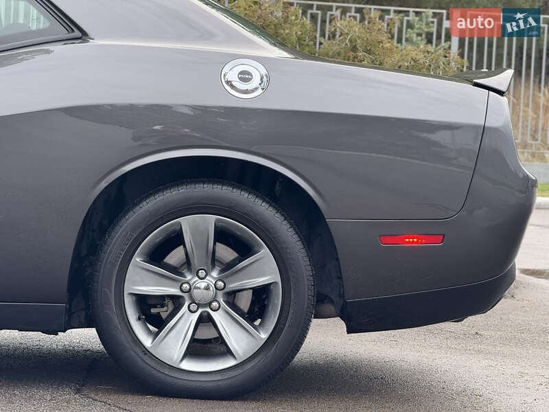 Купе Dodge Challenger 2020 в Києві фото 18 Купе Dodge Challenger 2020 в Києві