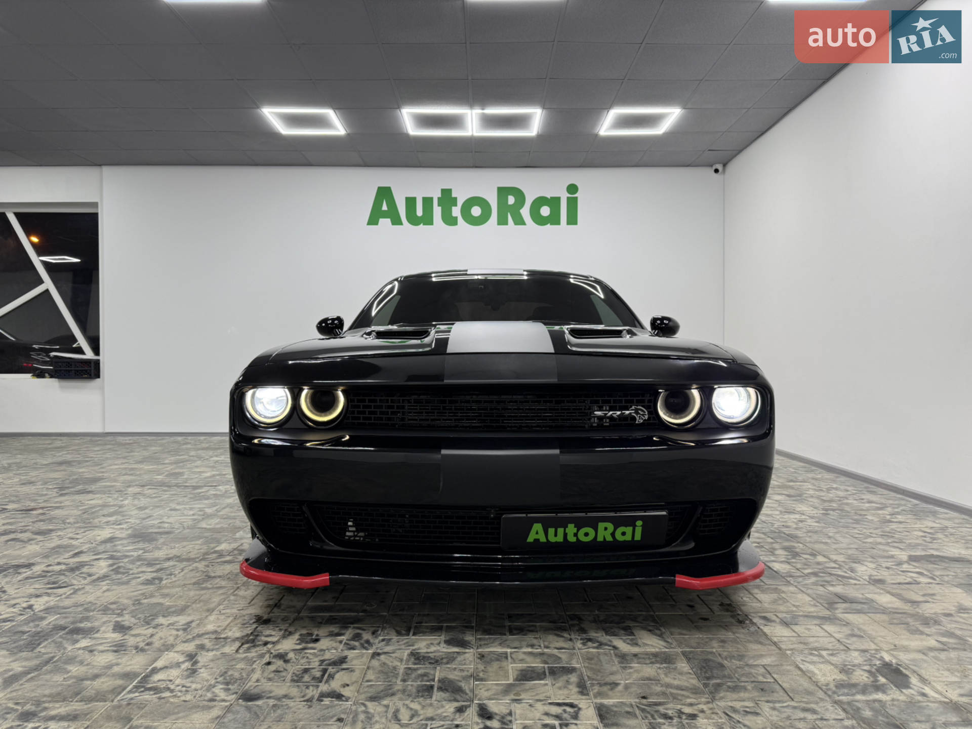 2017 Dodge Challenger - мініатюра 2