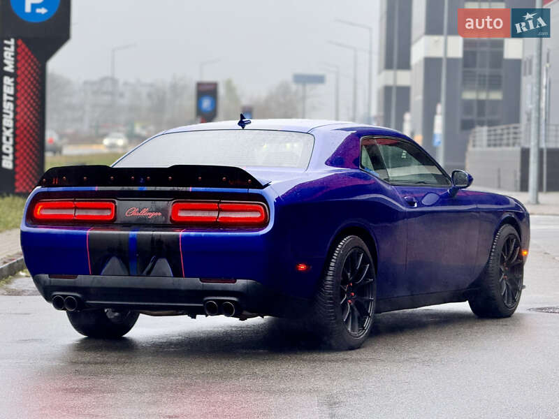Купе Dodge Challenger 2019 в Киеве