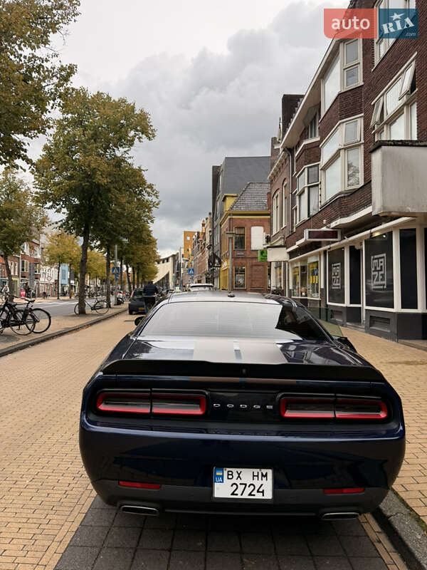 Купе Dodge Challenger 2016 в Каменец-Подольском фото 7 Купе Dodge Challenger 2016 в Каменец-Подольском