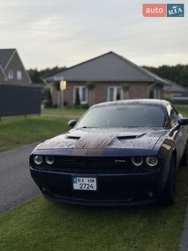 Купе Dodge Challenger 2016 в Каменец-Подольском фото 13 Купе Dodge Challenger 2016 в Каменец-Подольском