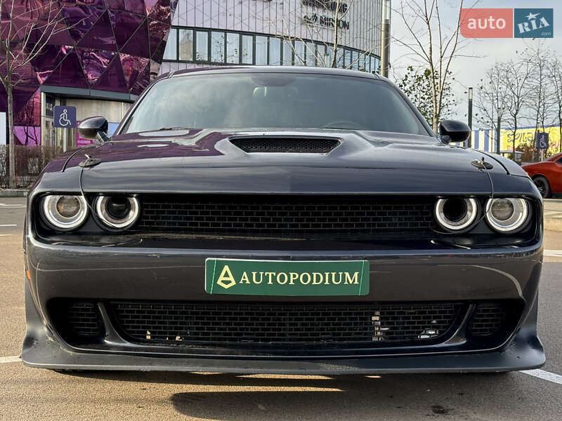 Купе Dodge Challenger 2016 в Киеве