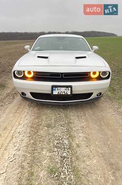 Купе Dodge Challenger 2016 в Луцке
