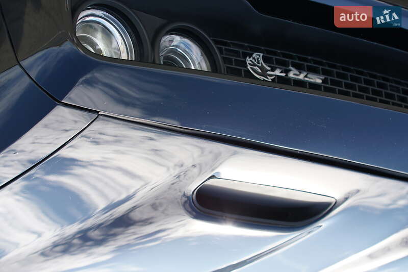 Купе Dodge Challenger 2019 в Киеве