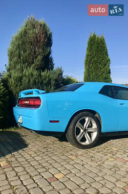 Купе Dodge Challenger 2012 в Львове