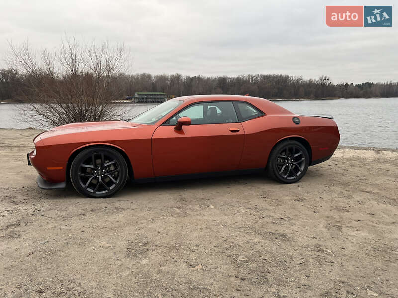 Купе Dodge Challenger 2022 в Киеве