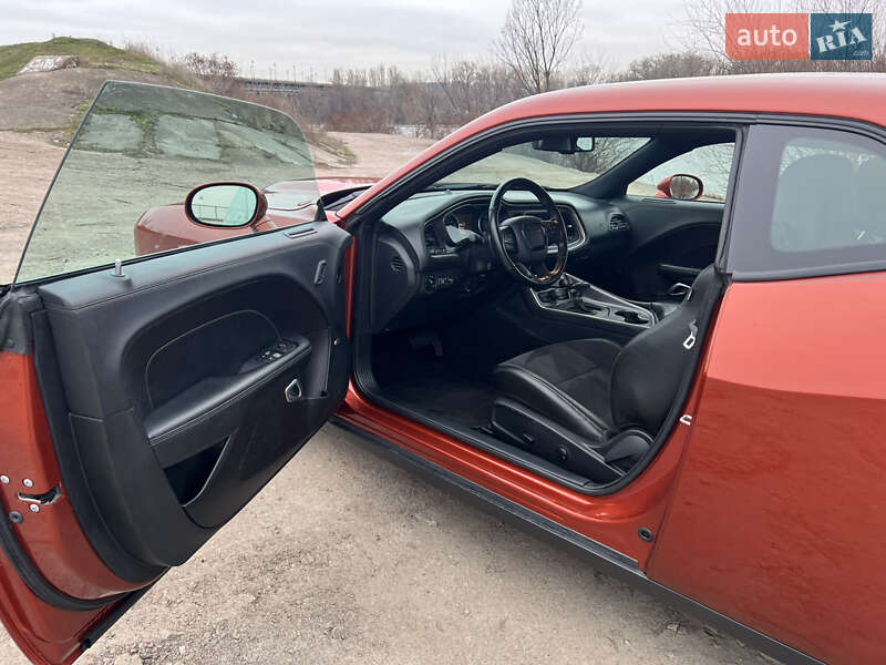 Купе Dodge Challenger 2022 в Киеве