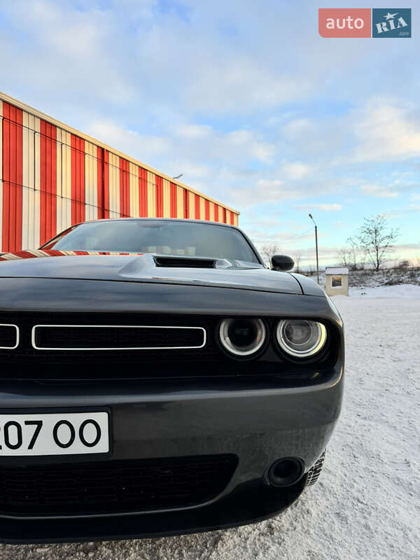Купе Dodge Challenger 2020 в Харкові фото 47 Купе Dodge Challenger 2020 в Харкові