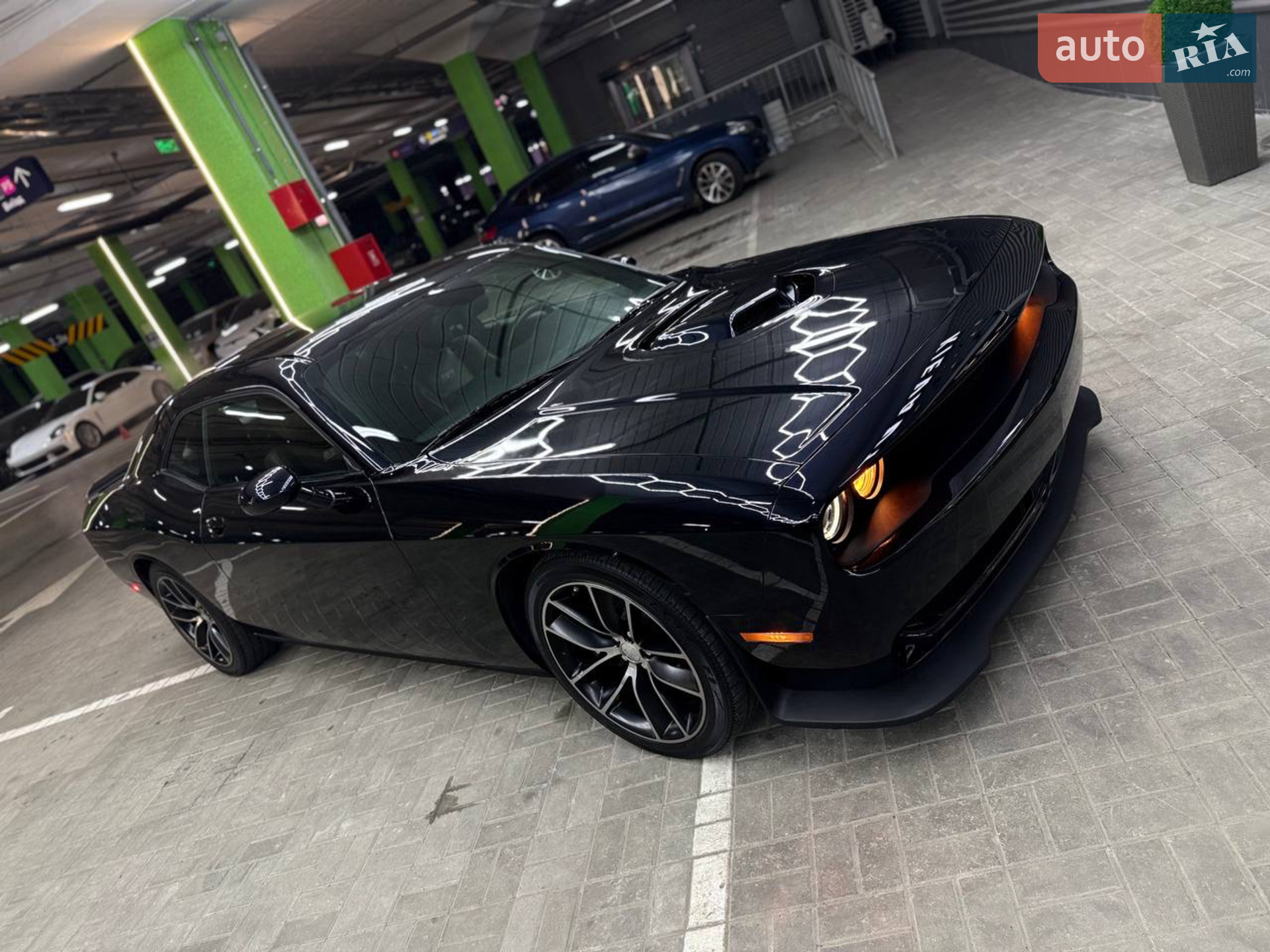 2016 Dodge Challenger - мініатюра 30