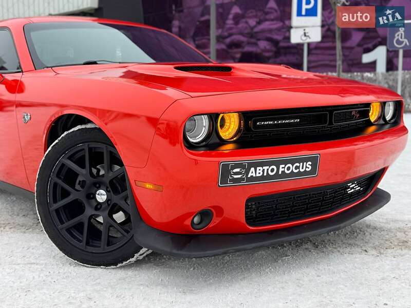 Купе Dodge Challenger 2016 в Киеве фото 2 Купе Dodge Challenger 2016 в Киеве