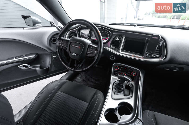 Купе Dodge Challenger 2019 в Києві