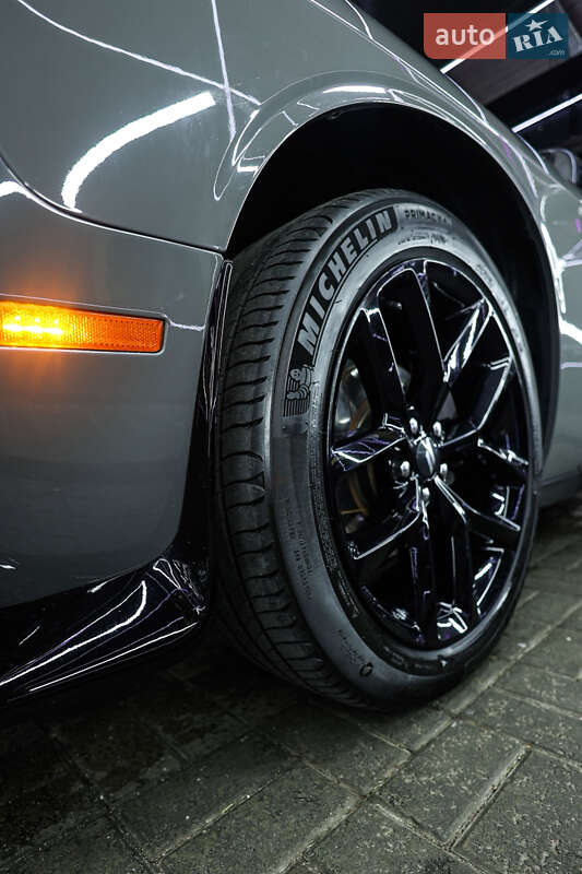 Купе Dodge Challenger 2019 в Києві