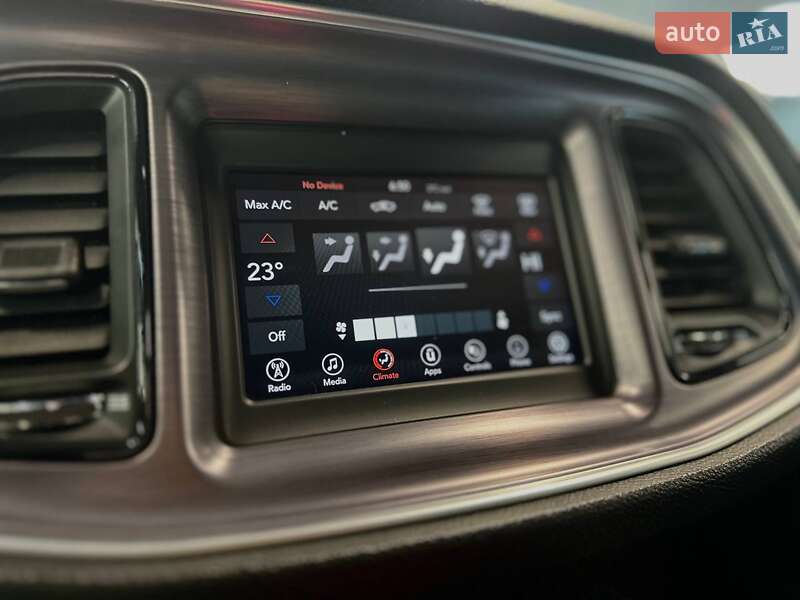 Купе Dodge Challenger 2016 в Львове фото 17 Купе Dodge Challenger 2016 в Львове