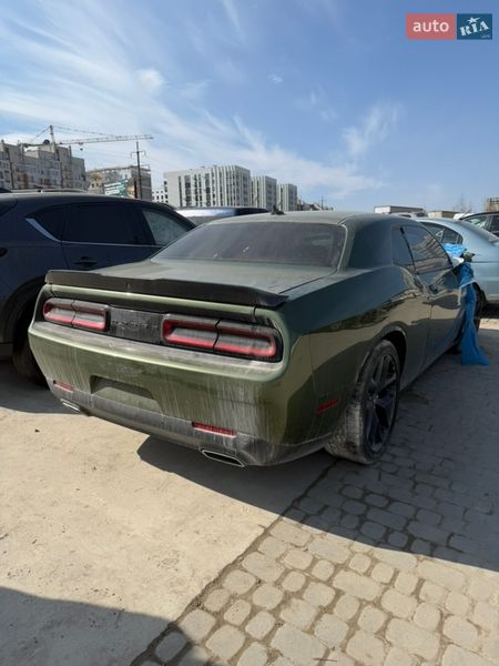 Купе Dodge Challenger 2022 в Львове