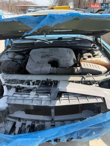 Купе Dodge Challenger 2022 в Львове