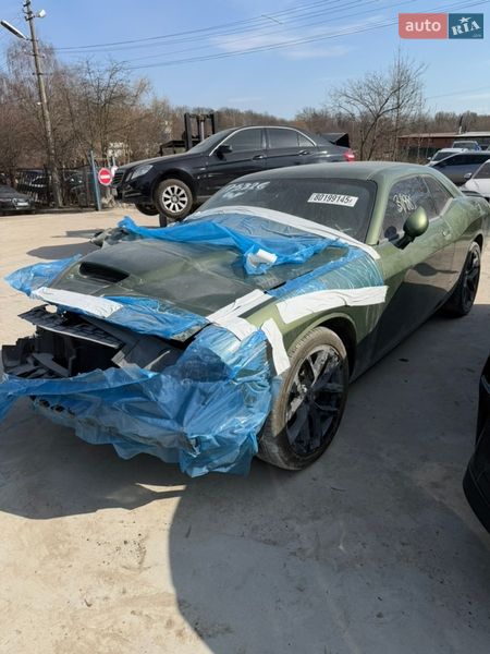Купе Dodge Challenger 2022 в Львове