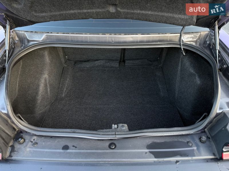 Купе Dodge Challenger 2017 в Киеве фото 26 Купе Dodge Challenger 2017 в Киеве