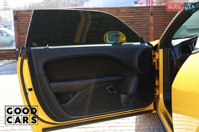 Купе Dodge Challenger 2017 в Одессе