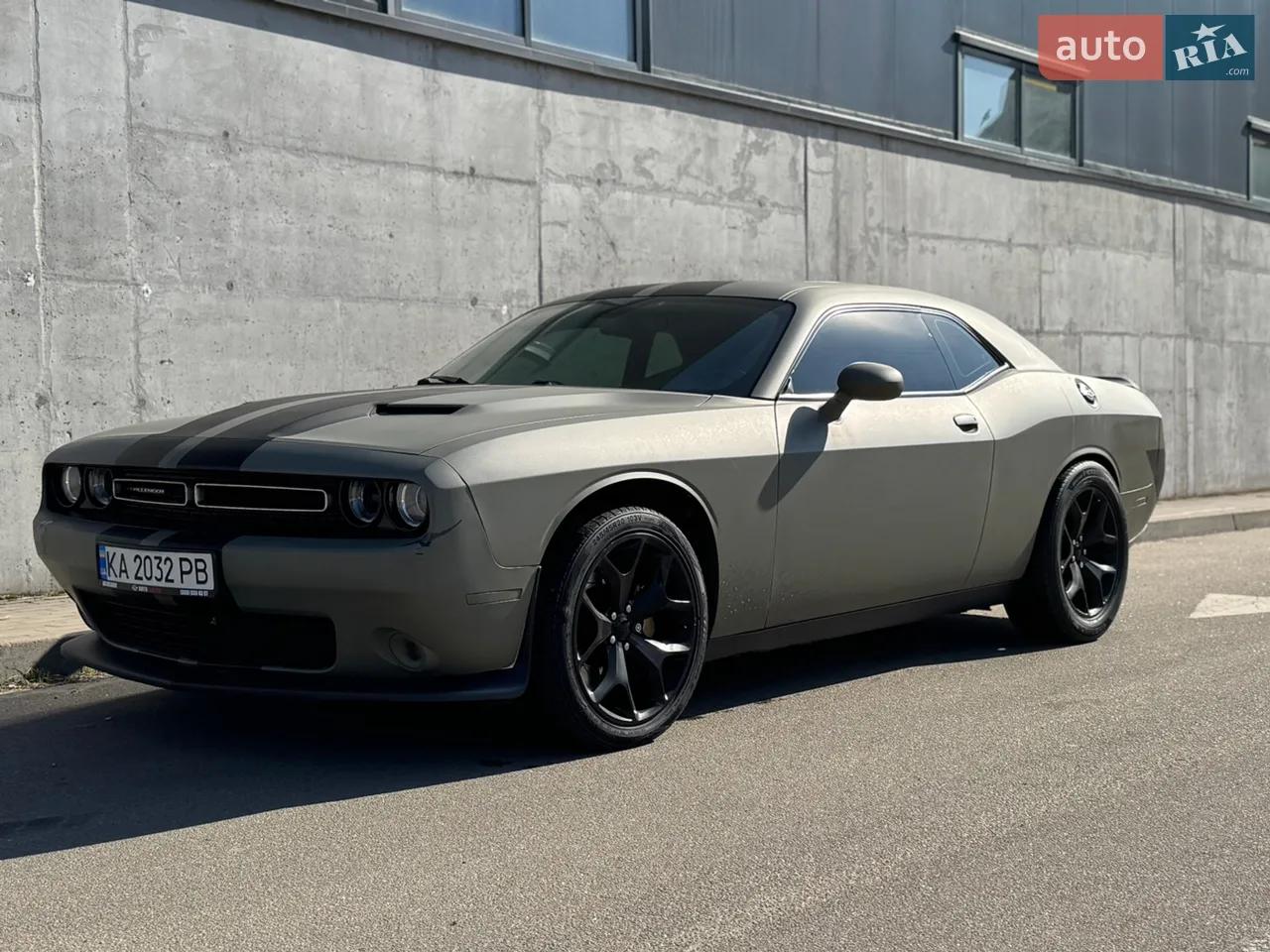 2014 Dodge Challenger - мініатюра 13