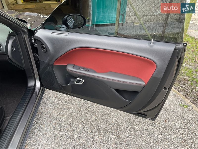 Купе Dodge Challenger 2018 в Житомире фото 18 Купе Dodge Challenger 2018 в Житомире