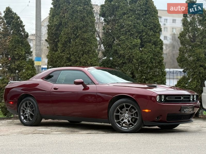 Купе Dodge Challenger 2018 в Одессе