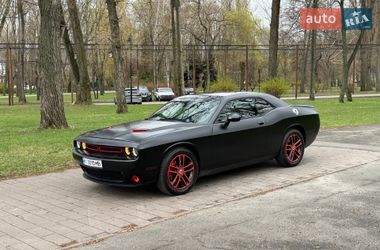 Купе Dodge Challenger 2017 в Киеве