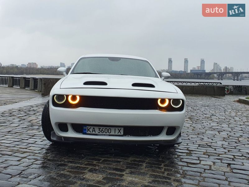 Dodge Challenger 2016