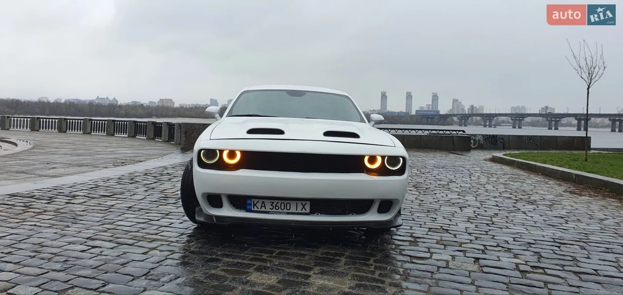 2015 Dodge Challenger - мініатюра 27