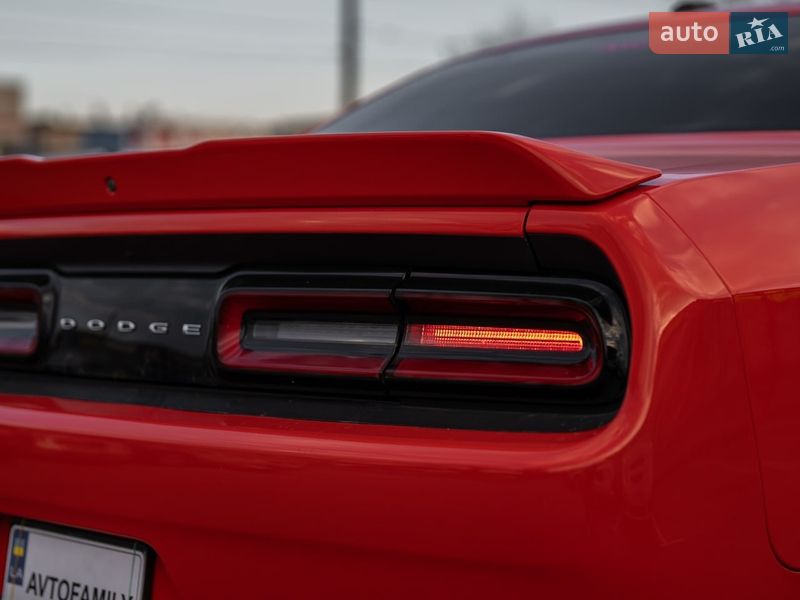 Купе Dodge Challenger 2017 в Дніпрі фото 24 Купе Dodge Challenger 2017 в Дніпрі