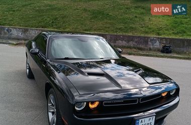 Купе Dodge Challenger 2017 в Києві