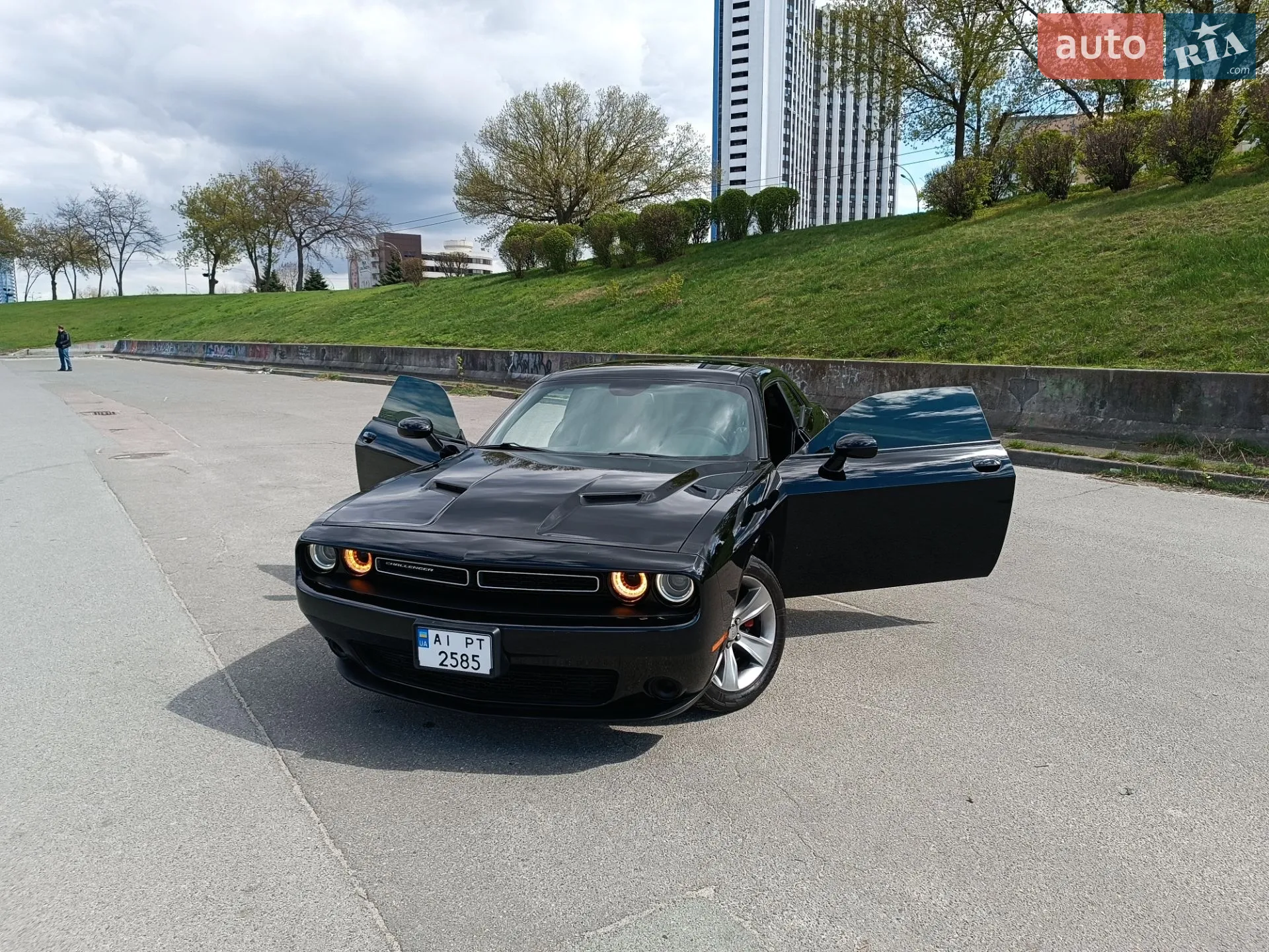 2017 Dodge Challenger - мініатюра 10
