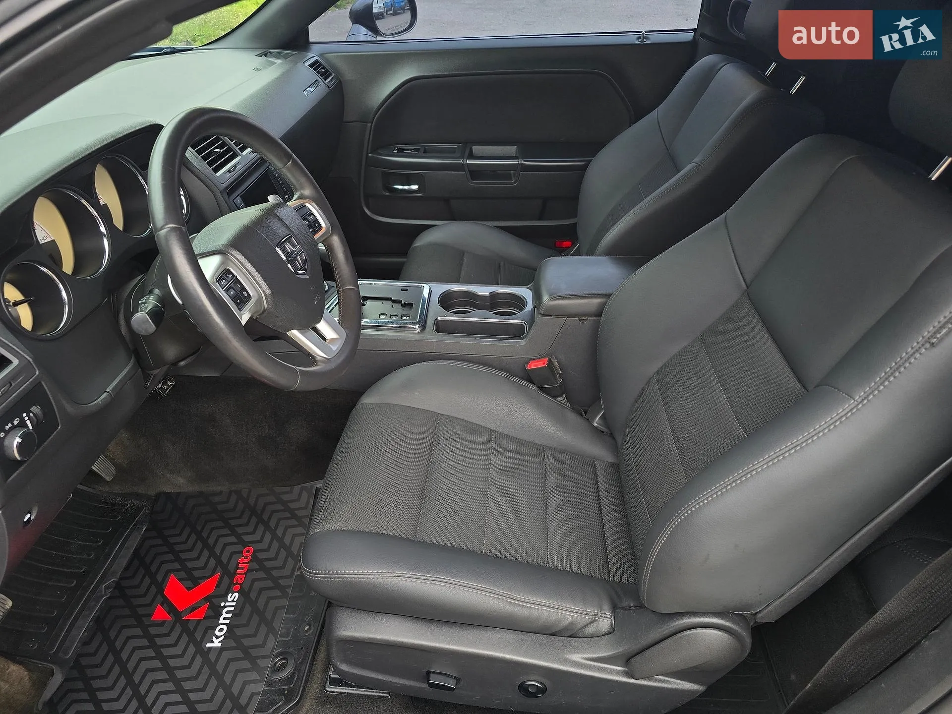 2014 Dodge Challenger - мініатюра 3