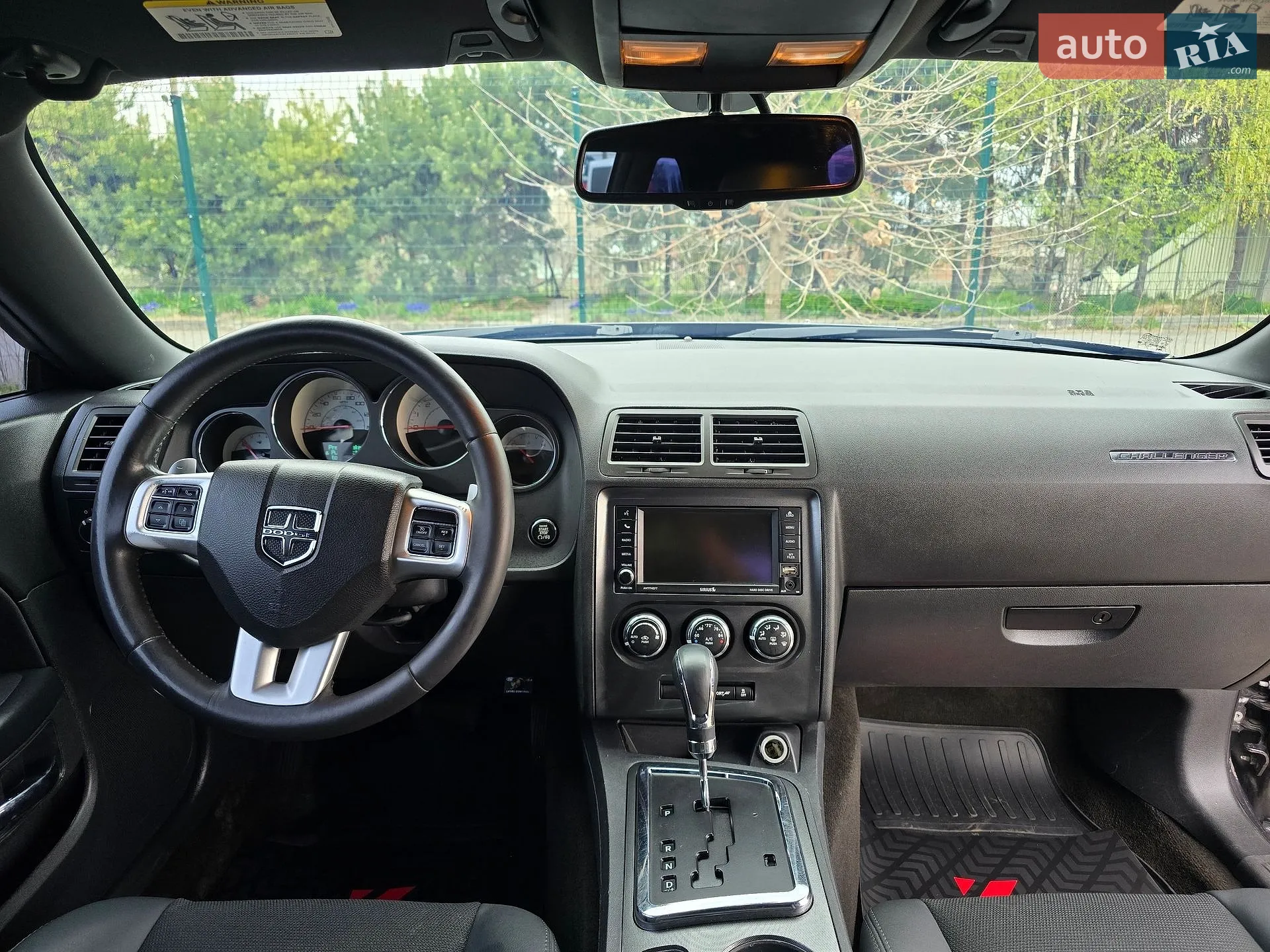 2014 Dodge Challenger - мініатюра 2