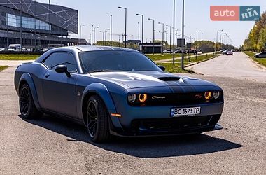Купе Dodge Challenger 2019 в Львові