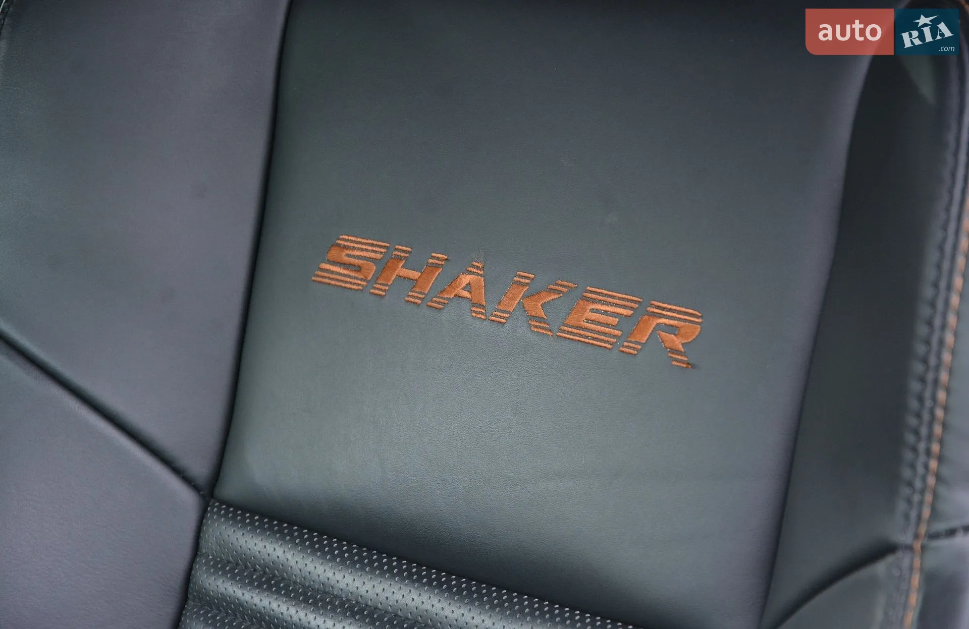2015 Dodge Challenger - мініатюра 46
