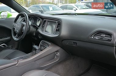 Купе Dodge Challenger 2015 в Киеве