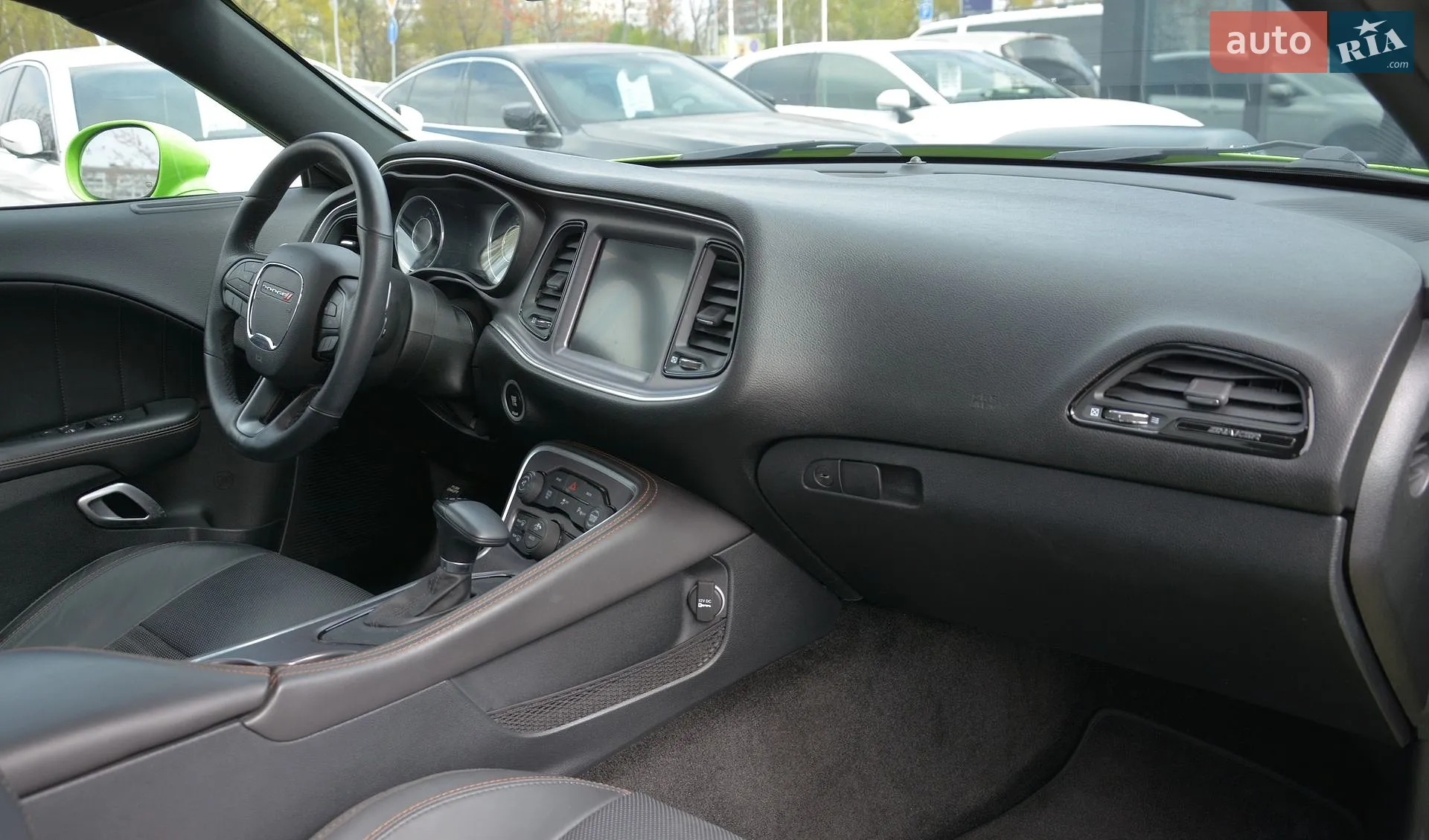 2015 Dodge Challenger - мініатюра 41